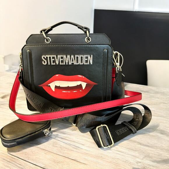 Steve Madden BEVELYN Bite Me Vampire Fang Satchel Bag with Rhinestones Crossbody - Picture 1 of 4